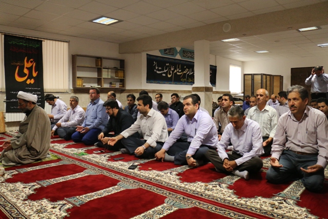 برپايي ويژه برنامه سالروز شهادت امام علي (ع) در شهرداري لاهيجان